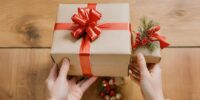 Speak about gift giving in English